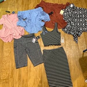 NWT Ladies’ Clothing Bundle Size L